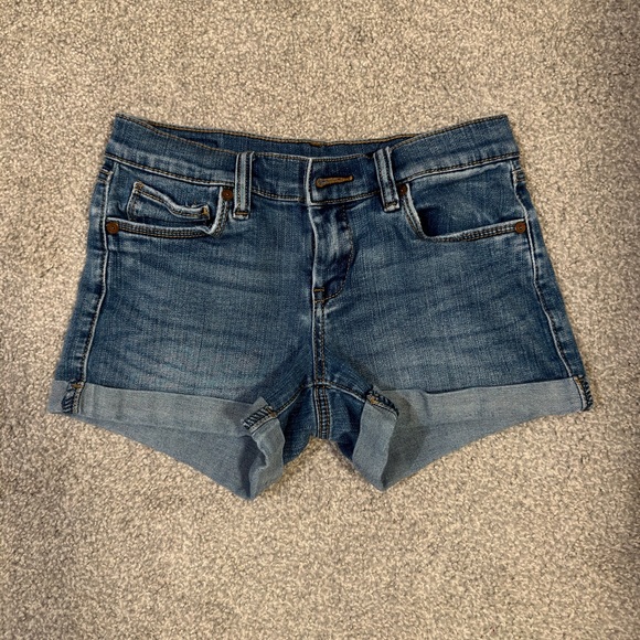 The Fulton Denim Roll Up Short - Picture 5 of 5